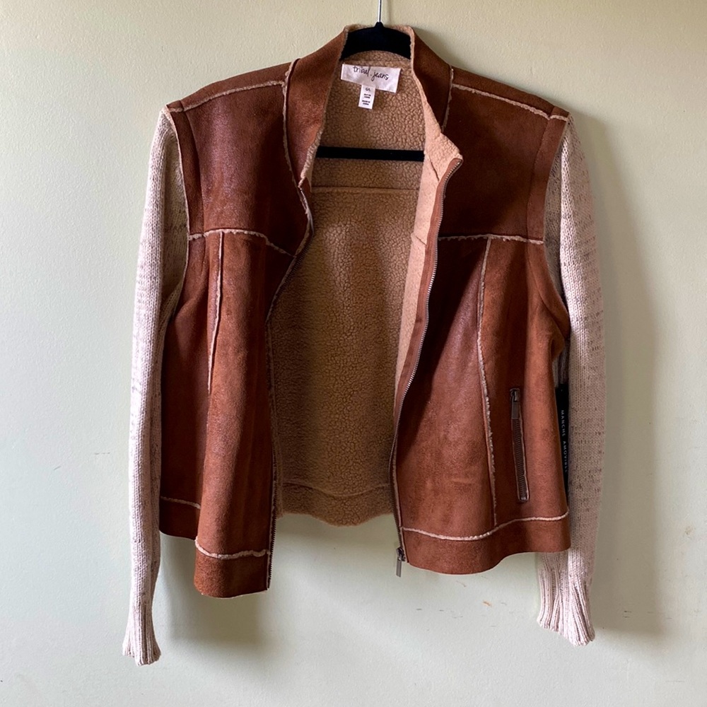 Tribal Jeans NWT size L- Suede vest with detachable sleeves.